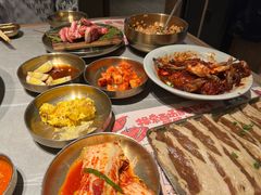 -草家酱蟹炭火烤肉店(珲春南路一店)