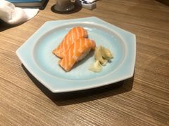 三文鱼寿司饭套餐-小山日本料理(太古汇店)