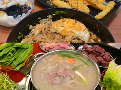 -老石黑山羊毛驴肉火锅(金凯广场店)