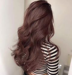 -IUME HAIR SALON
