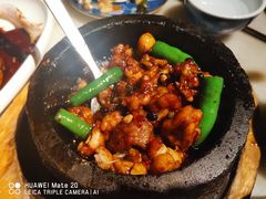 石锅杭椒牛蛙-桂满陇-西湖船宴(西单大悦城店)