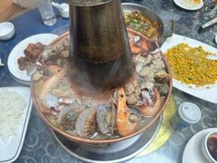 -一口猪海鲜浑锅·东北家常菜