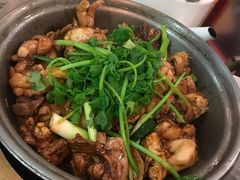 -芳村榕树头叹佬鸡煲(体育西店)