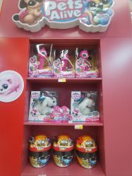 -卡通派潮品玩具折扣仓(青岛新城吾悦广场店)