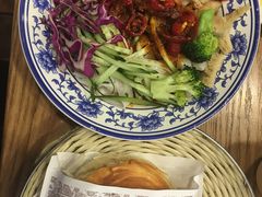 -陕味食族油泼面·小炒盖码面(双榆树店)