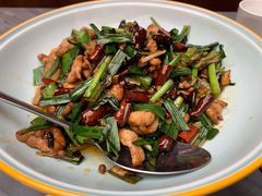 宣威小炒肉-蔼若春.传承三十年云南菜(金碧公园店)