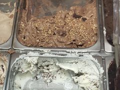 -VENCHI 闻绮(上海佛罗伦萨小镇店)