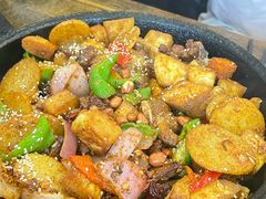 -老钟家烤羊排·敦伊阁清真餐厅胡羊焖饼