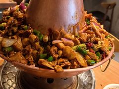 -炉小二铜锅牛蛙•川湘菜(三里屯店)