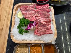 -韩烧牛中牛·甄选黑牛烤肉(黑金店)