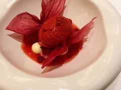 草莓冰霜-福楼法餐厅FLO