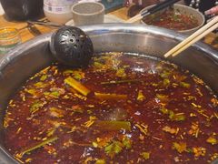 -肖肖酸萝卜鱼火锅(总店)