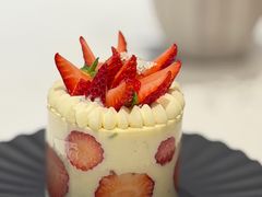 -潮一不贰·法式甜品·生日蛋糕·西式简餐(外滩店)