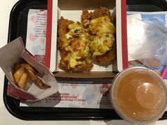 -肯德基(湾畔店)