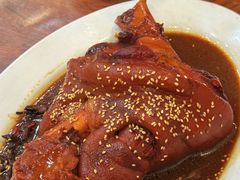 -巷子深菜馆·津门肘子(滨海店)