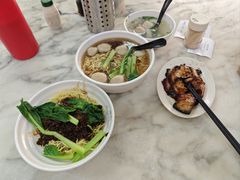 -颂记牛肉粉