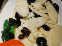 -小菜园新徽菜(宜兴八佰伴店)