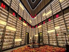 -上海虹桥中心爱琴海亚朵S酒店