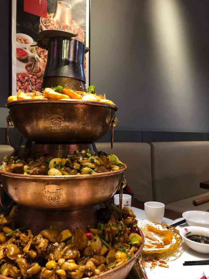 老佛爷炭火蛙锅(万达店)-"世界上最好吃的蛙锅莫过于此,几乎每个星期.