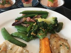 -圣丰索菲特·2 On 988 Café 自助餐厅