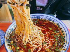 牛肉面-伊穆祥牛肉面总店·清真
