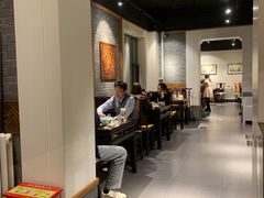 大堂-北平食府·北京烤鸭(北京西站六里桥店)