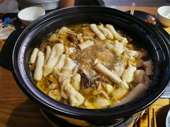 -菌海森林·非遗野生菌火锅(西山区滇池路摩根道店)