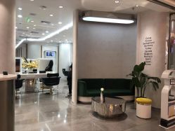 点击看大图 -Kraemer Paris 苏豪路易士·嘉玛发廊