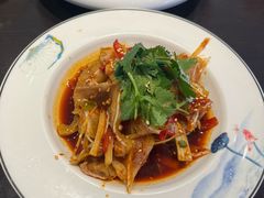 -川流不息·地道川菜·小龙虾(松东路店)