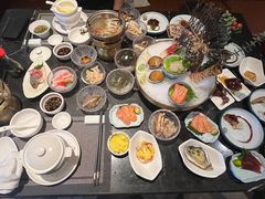 -半岛翡丽海鲜自助餐厅(观风亭店)