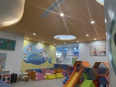 -戊辰亲子游泳俱乐部