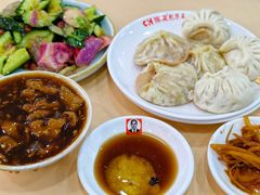 -陈寔包子王·卤煮小肠·京味小吃(龙潭店)