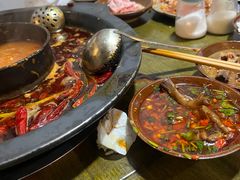 -黄潇洒老火锅(九眼桥宏济巷店)