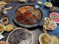 -黑鸡母杀牛匠火锅(崇文路店)