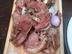 迷迭香煎猪脚-见山书院