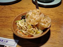 -九锅一堂酸菜鱼(学府凯德店)