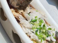 油淋鲈鱼-鹿港小镇(黄金店)