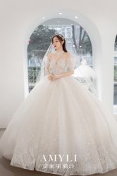 -艾米丽婚纱礼服
