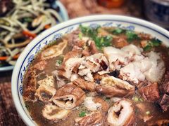 卤煮火烧-门框胡同百年卤煮(新街口店)