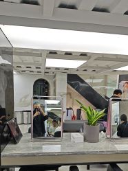 -苏奇发型·烫发染发