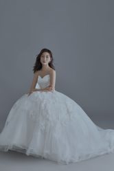 -太郎花子婚纱摄影艺术中心