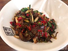 大蒜辣椒卤牛肉-德天顺盖码饭(人民西路店)