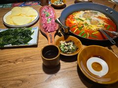 -贵厨酸汤牛肉(小十字店)
