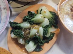 奶白菜-长城砂煲田鸡粥
