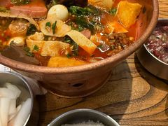 -成都你六姐·牛肉冒菜(上海环宇荟店)