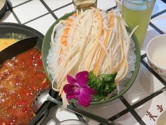 -朱光玉火锅馆(正弘城店)