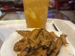 -何记花甲(海岸城旗舰店)