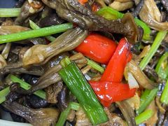 -荷塘秋月·本帮江浙菜(国权路店)