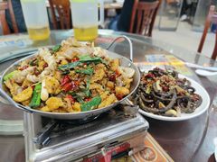 -丹水桥地锅鱼·翘嘴鲌·地方特色全鱼宴(丹江口大坝店)