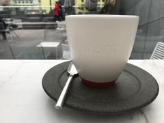 -UNI UNI(环亚凯瑟琳店)